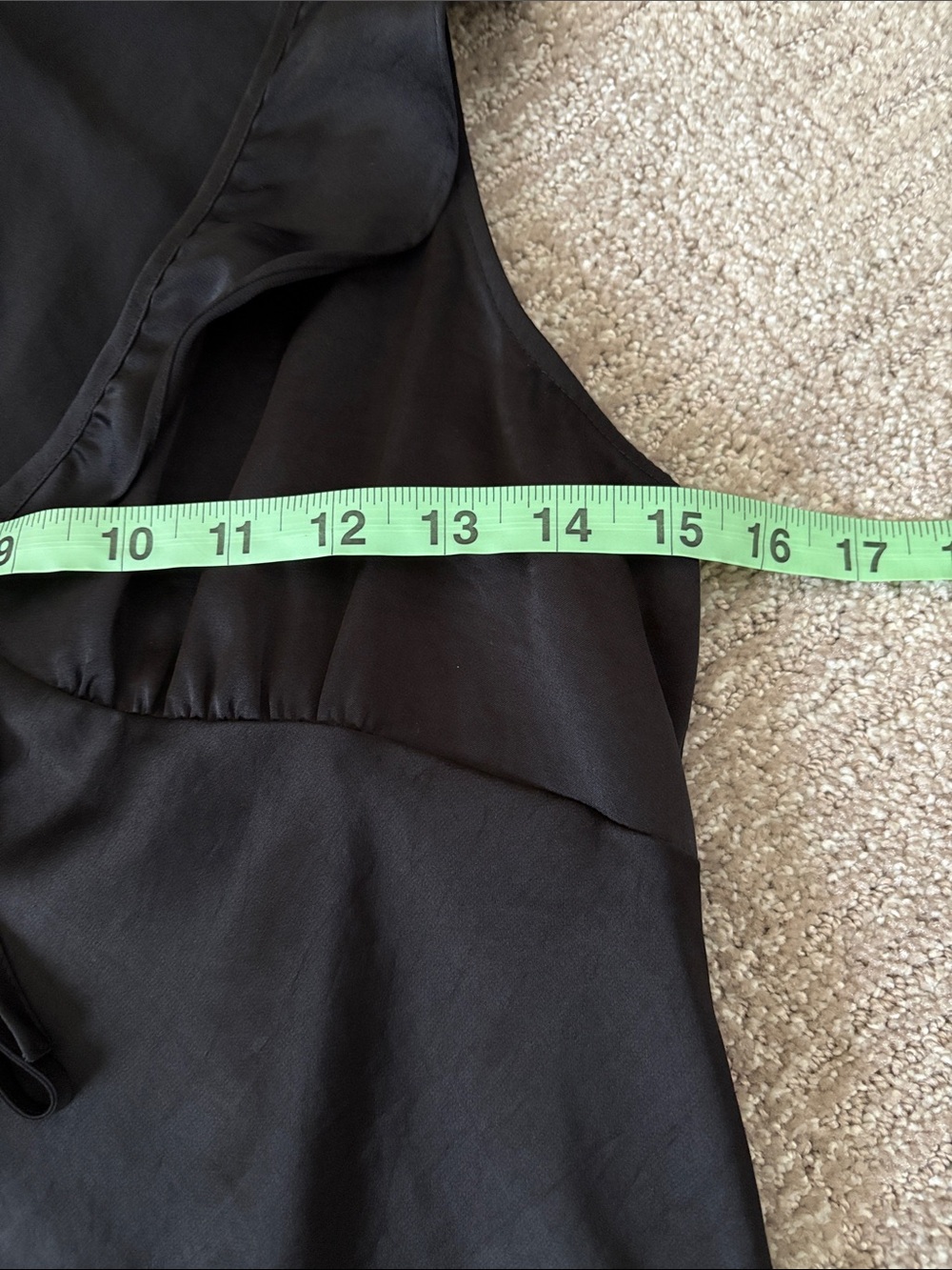Aritzia Wilfred Tonka Satin Blouse EUC ❤️ - Picture 7 of 8